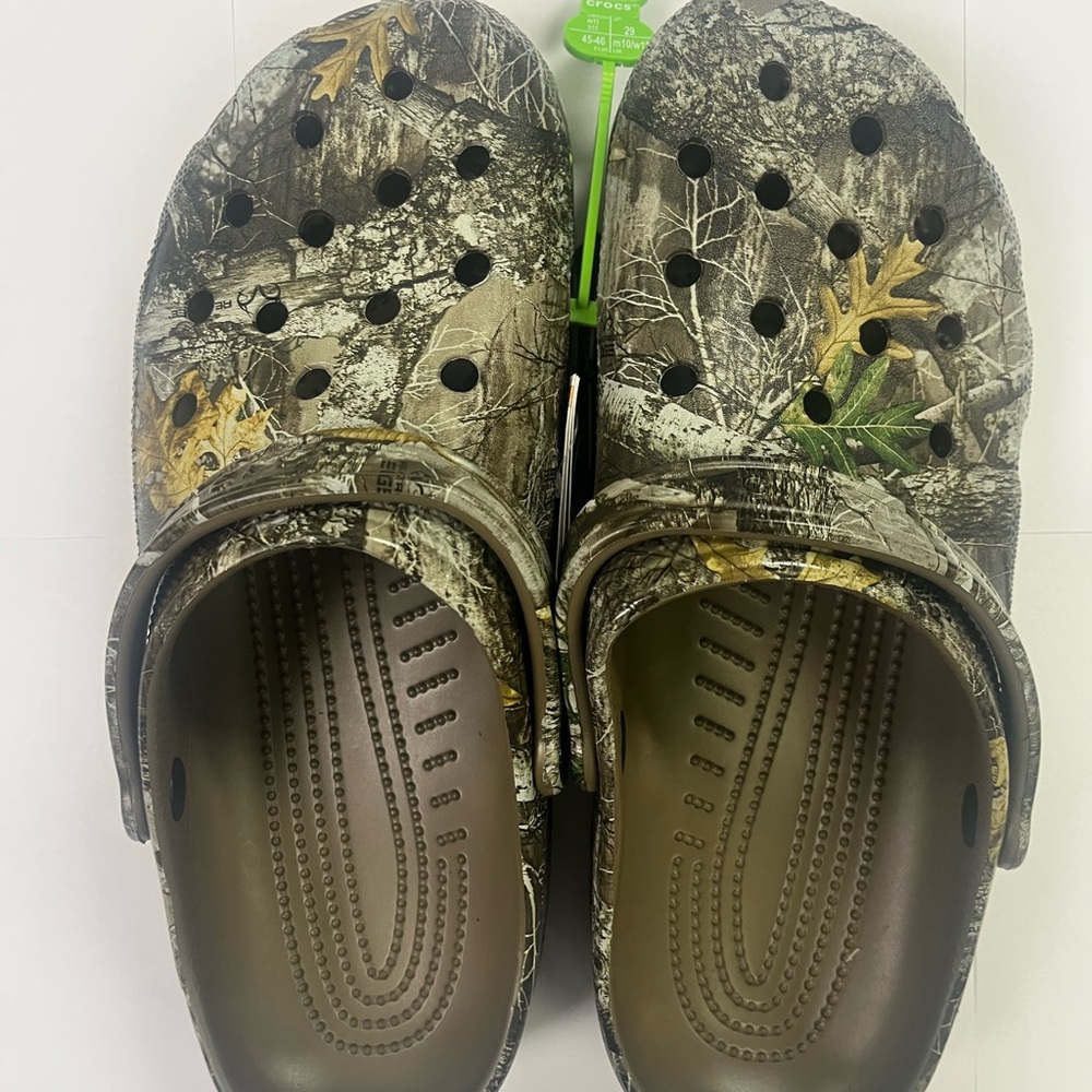 CROCS Unisex Adult Classic Realtree Clogs